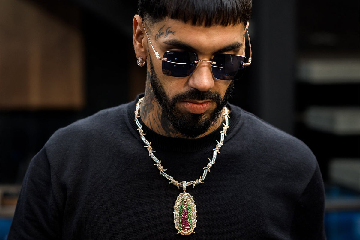 La joya más valiosa de Anuel tiene un valor incalculable.
