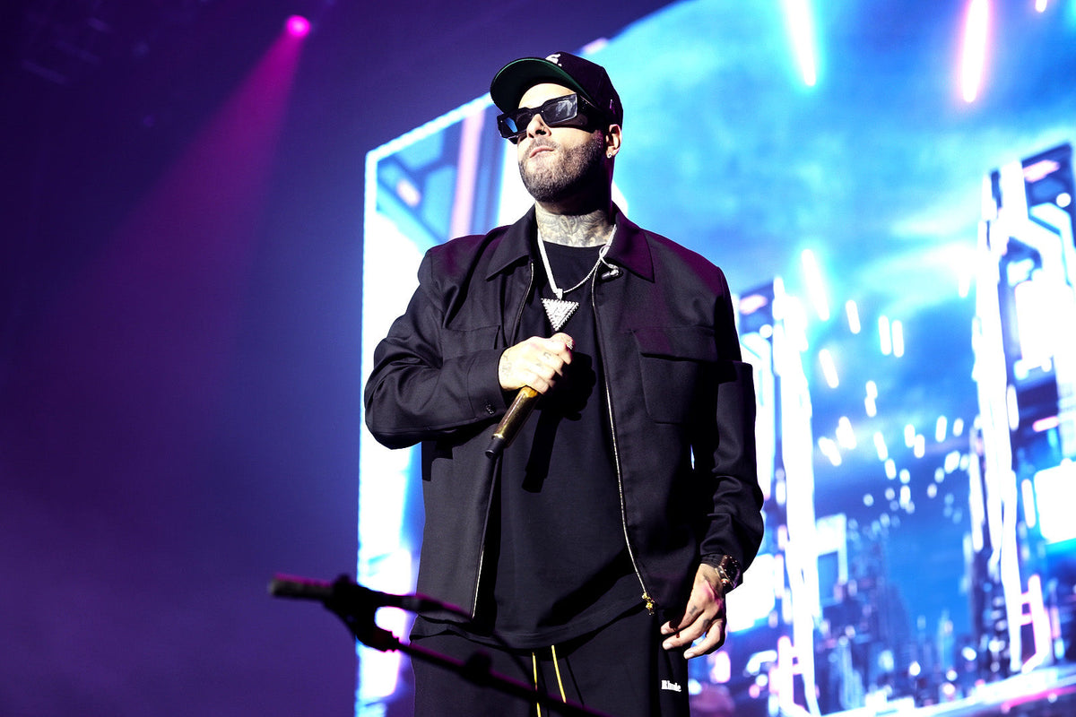 Descubre el estilo de Nicky Jam en joyas únicas y personalizadas.