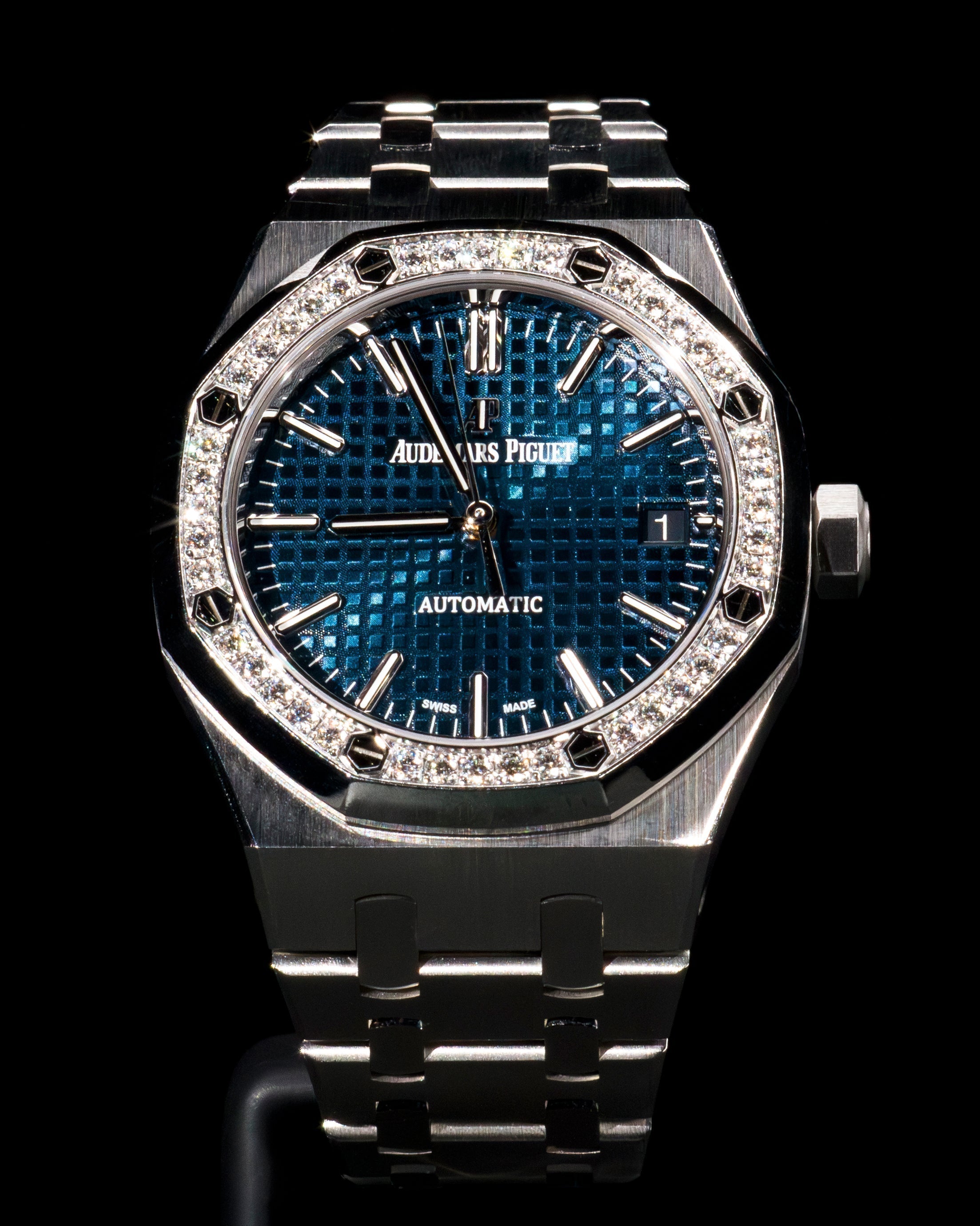 Maestros Joyeros y Timefindr establecieron una alianza crucial para los relojes de lujo en México.