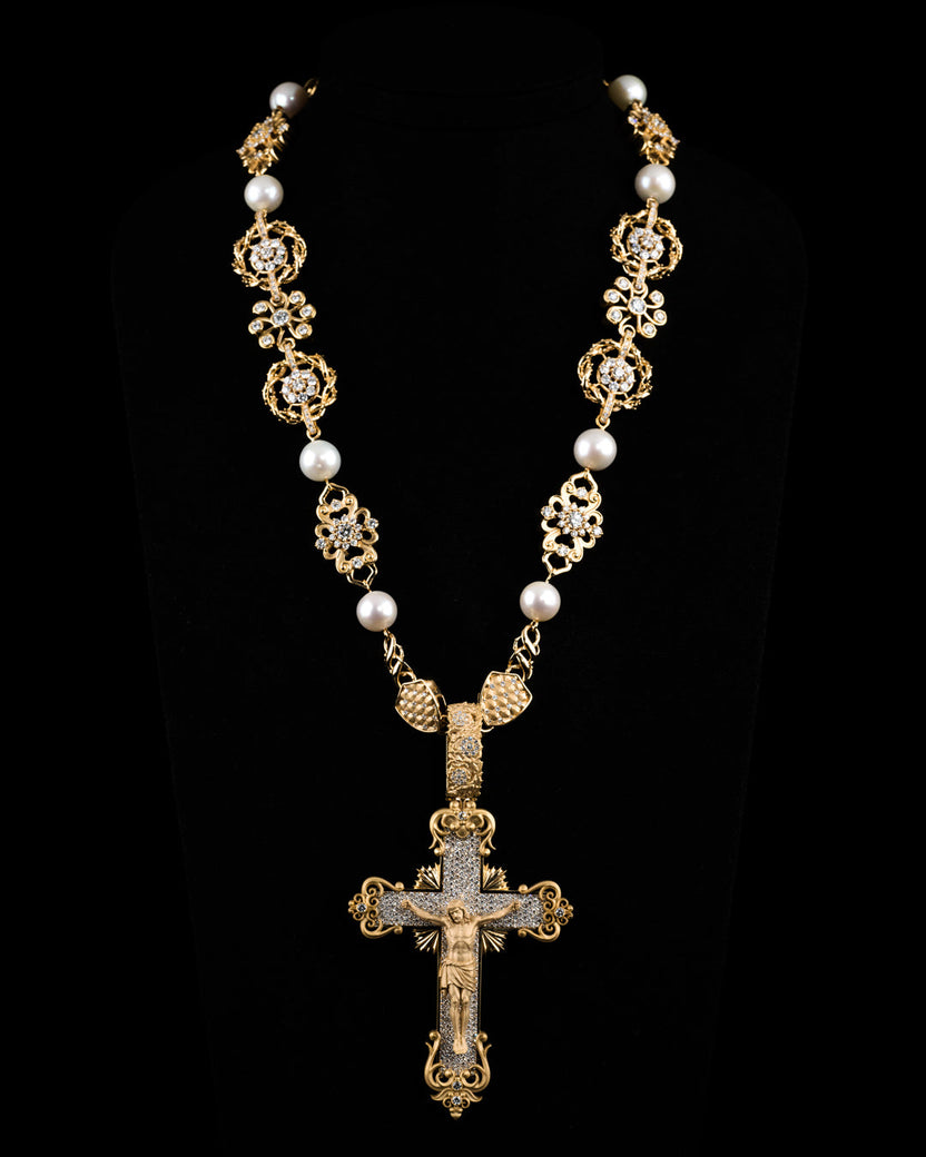 Gold rosaries for men: the jewelry trend inspired by Erling Haaland