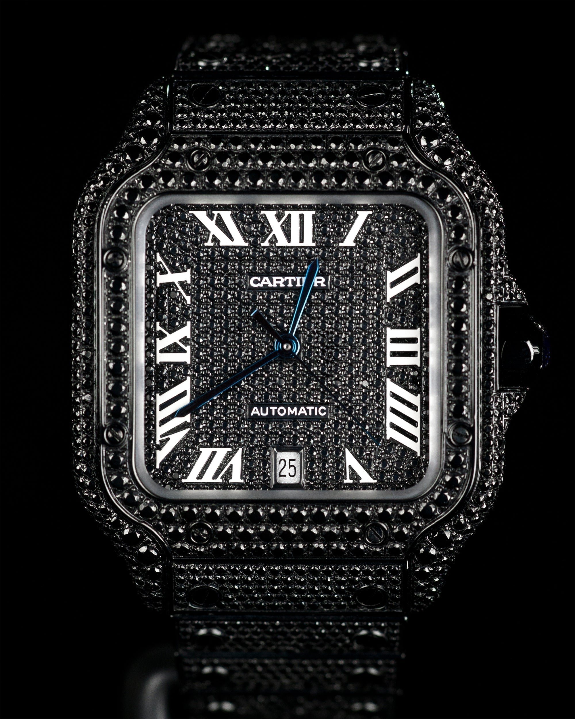Maestros Joyeros es líder en el mercado de relojes aftermarket en México.