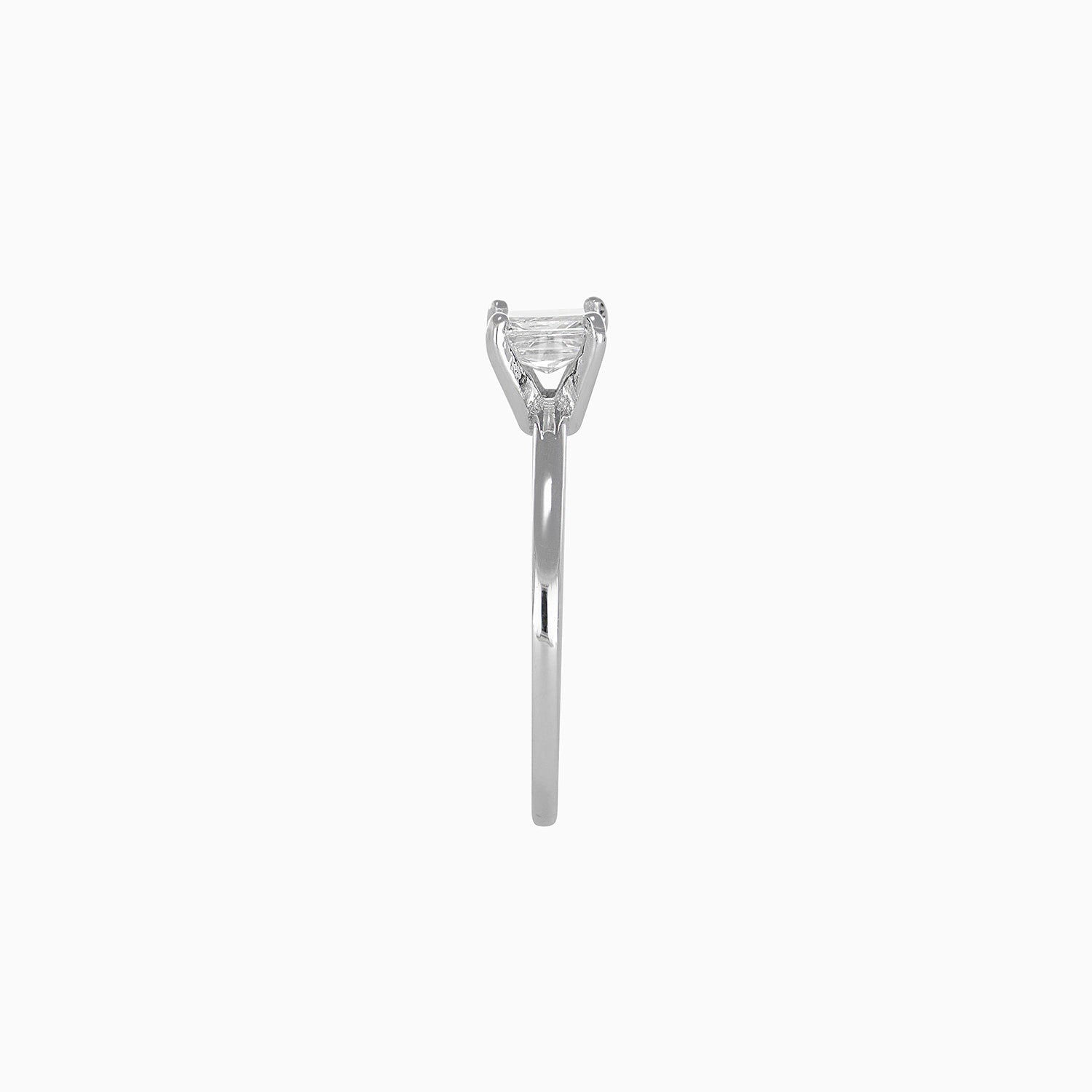 Anillo Oro Blanco 14k Corte Esmeralda con Diamante