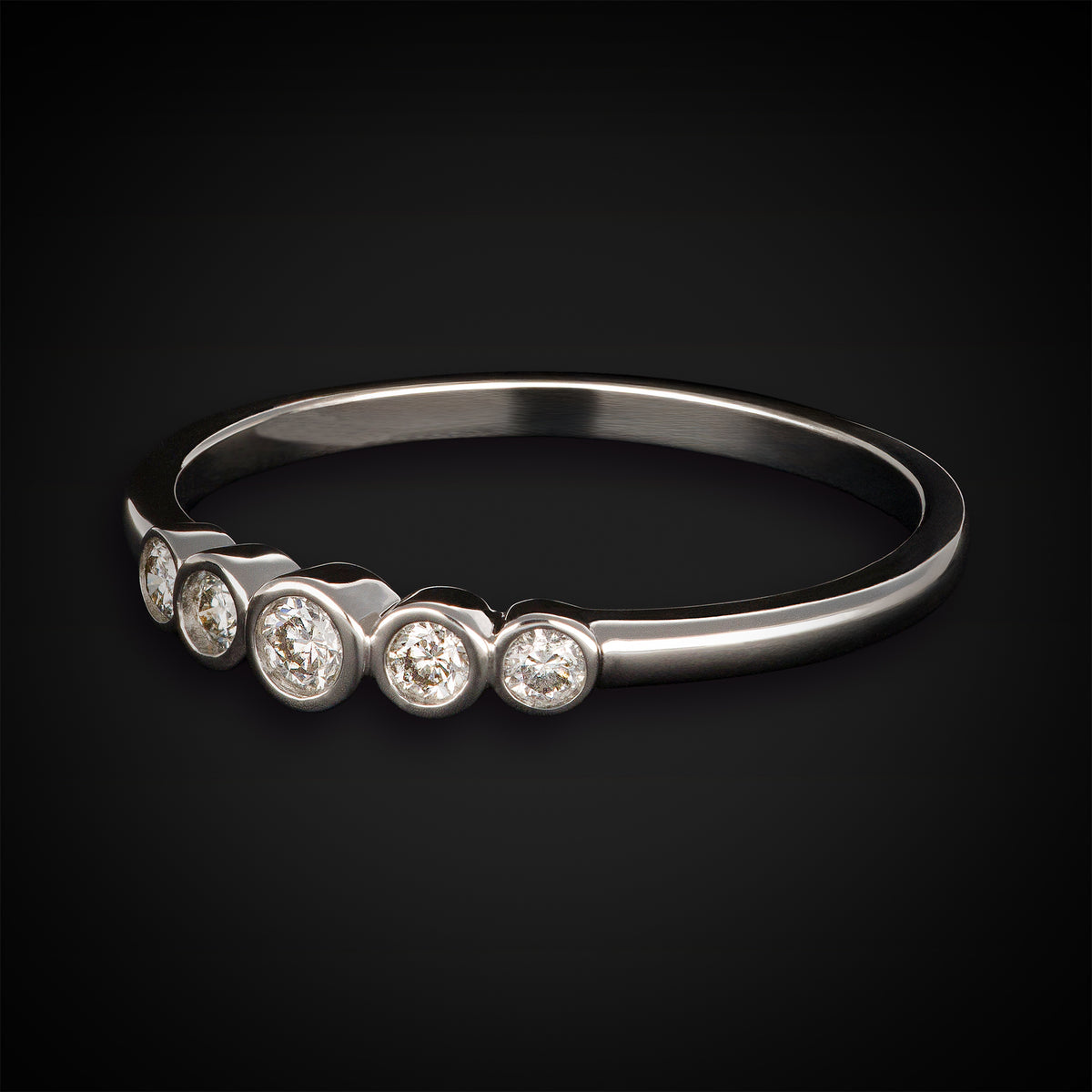 Anillo Liso con 5 marcos Redondos 14k Oro Blanco 14k con Diamantes + Estuche