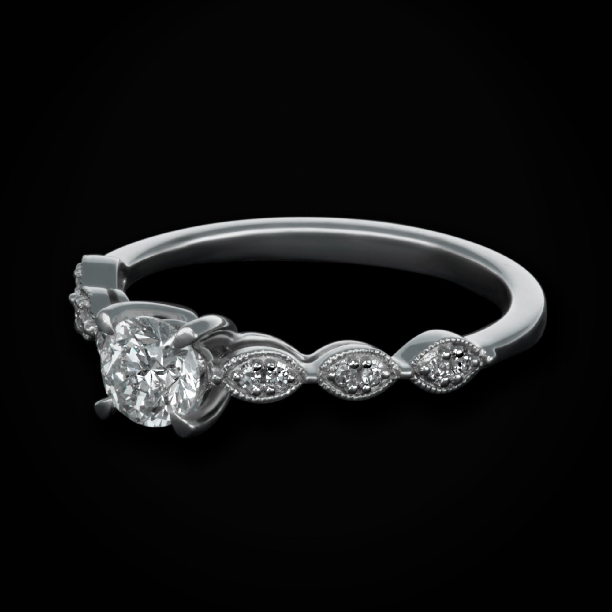 Anillo 6 Ojos 14K Oro Blanco con Diamantes de Mina Corte Brillante + Estuche