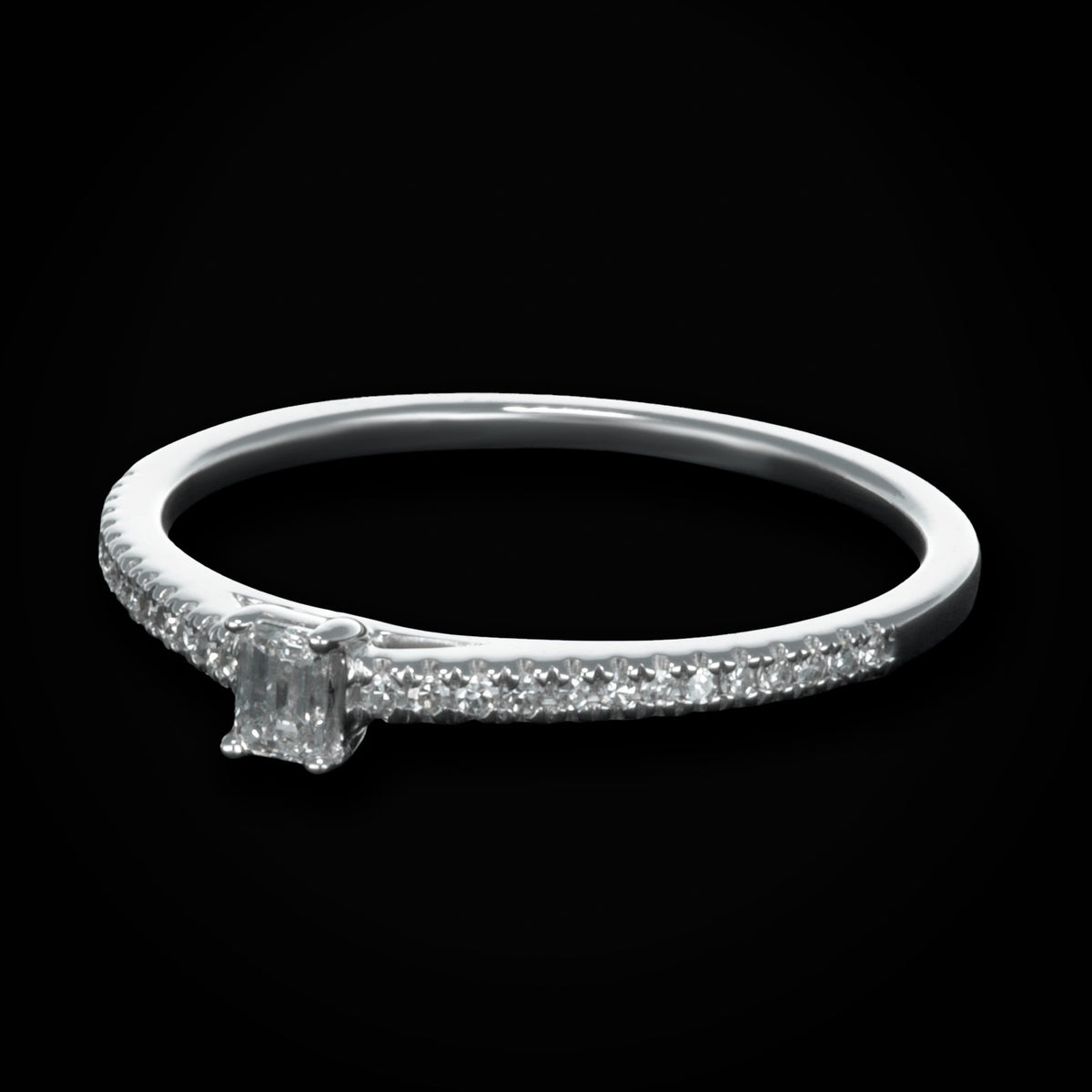 Anillo Central y Laterales Full Ice Oro 14k   + Estuche