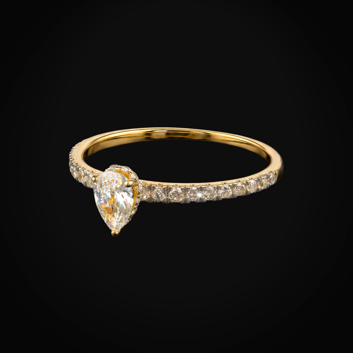 14k ring, pear cut center, full ice side stones, yellow gold with mine cut diamonds + Case