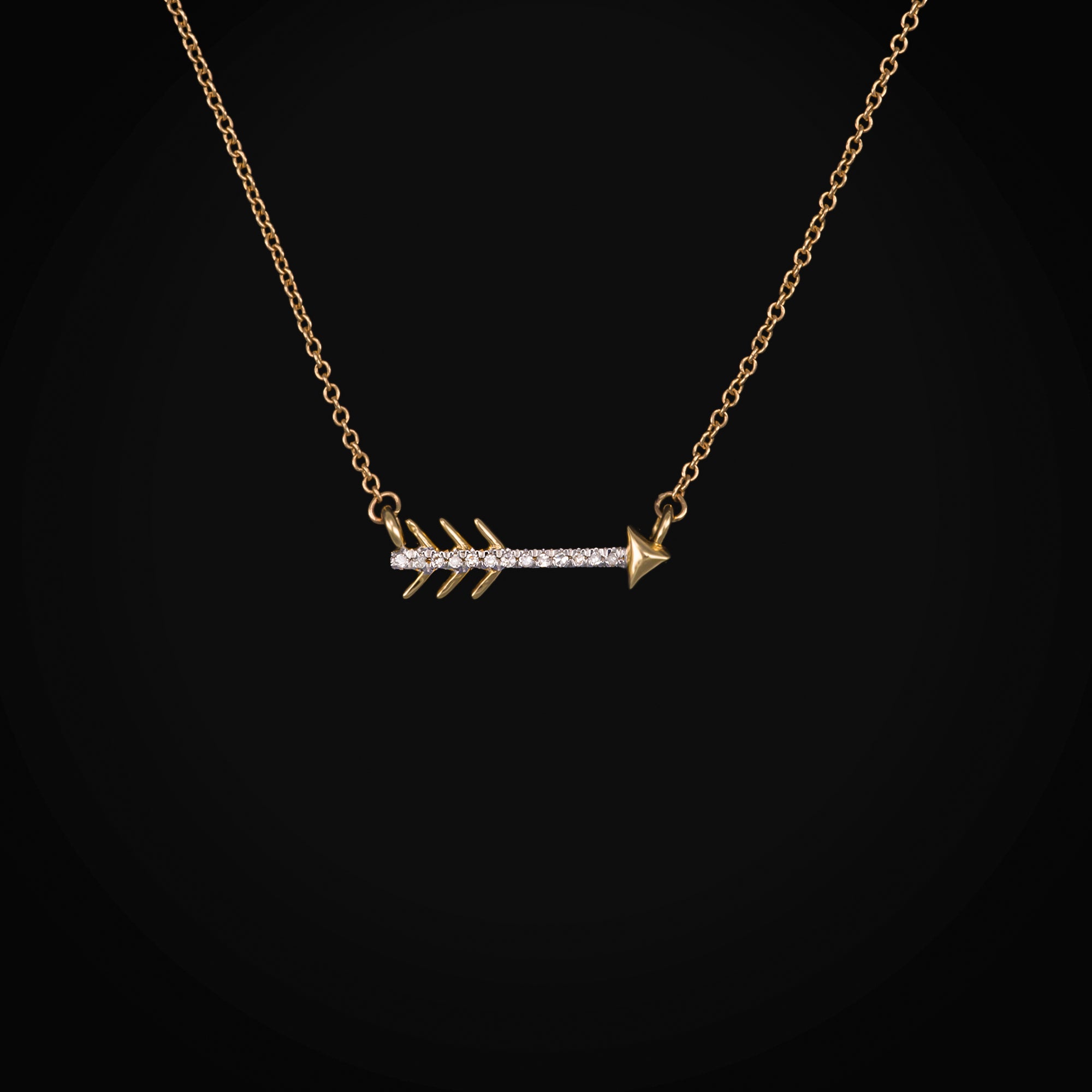 Cadena Flecha 14K Oro Amarillo con Diamantes Corte Brillante + Estuche