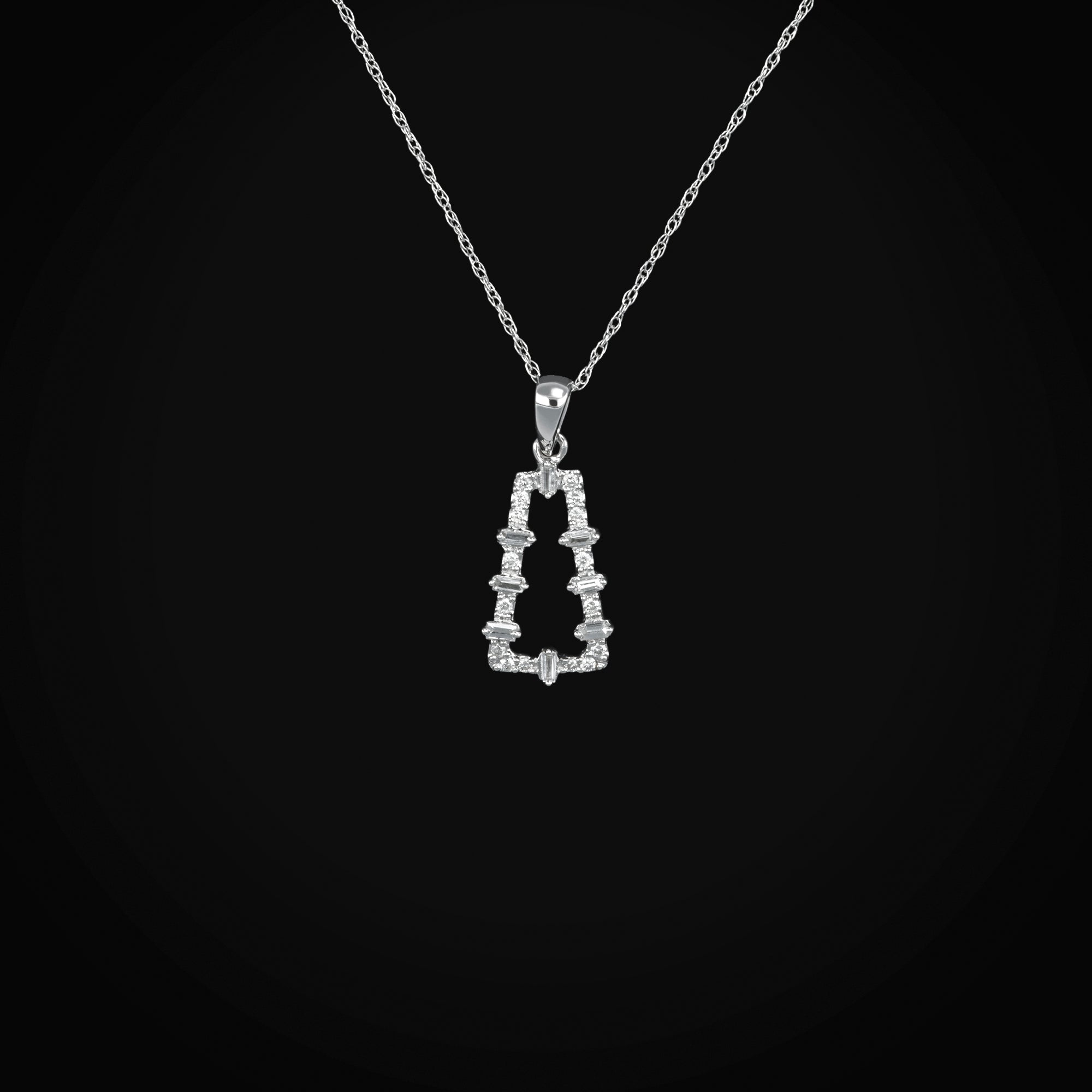 Cadena Triangulo con Diamantes Baguette 14k + Estuche