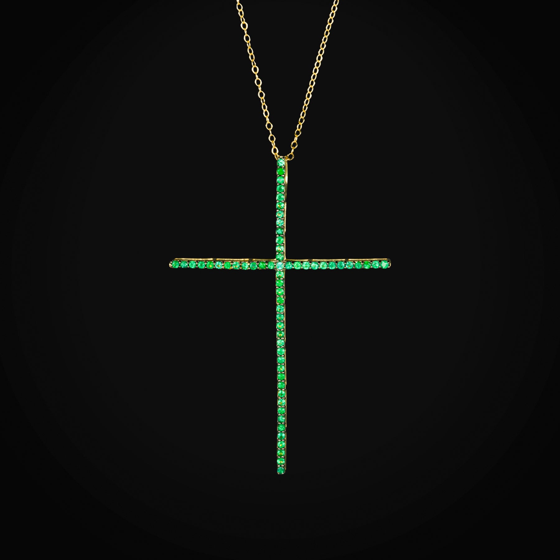 Gargantilla con Dije Cruz Esmeraldas Oro Amarillo 14K + Estuche