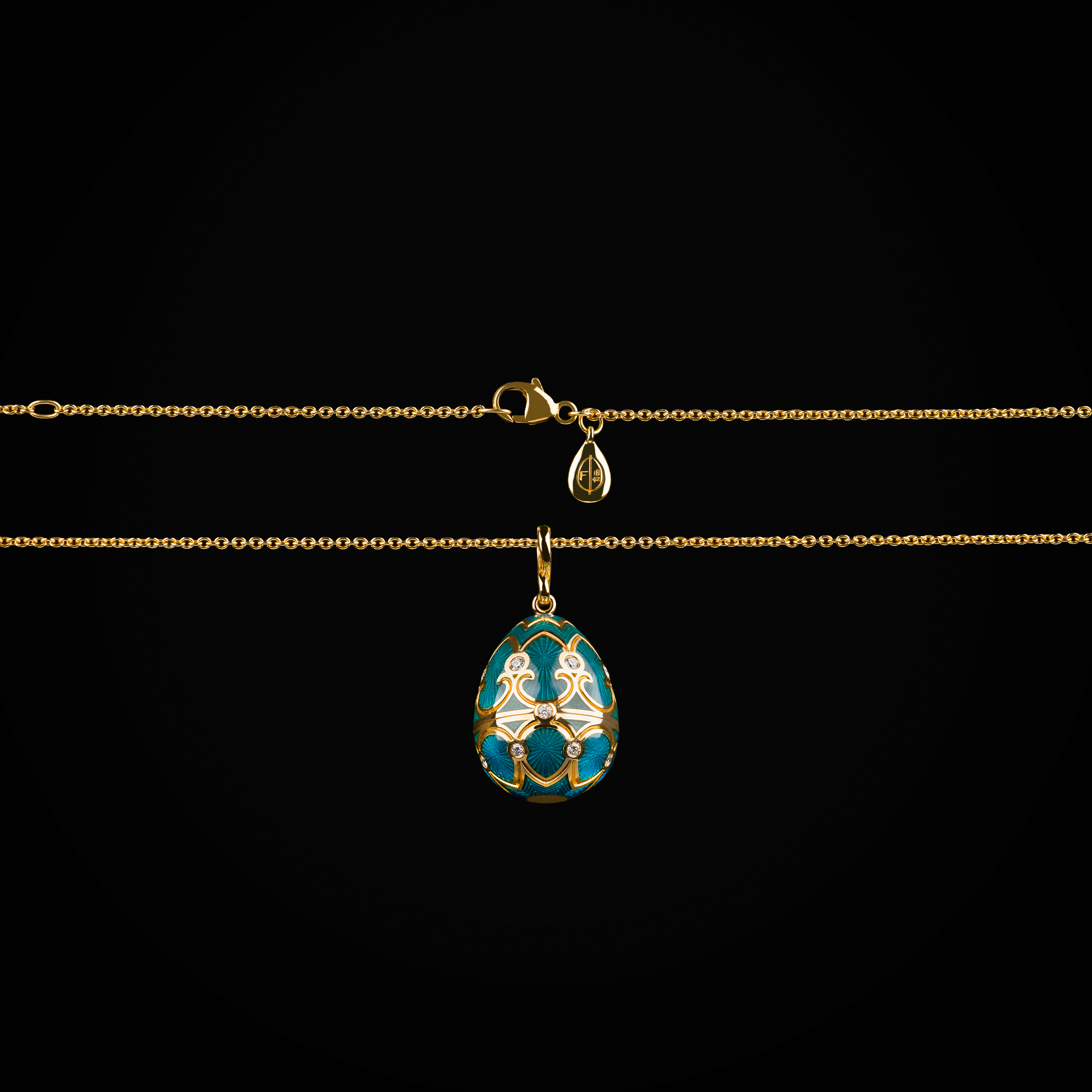 Cadena huevo fabergé esmalte vitreo azul claro libélula central oro amarillo 18k con diamantes de mina