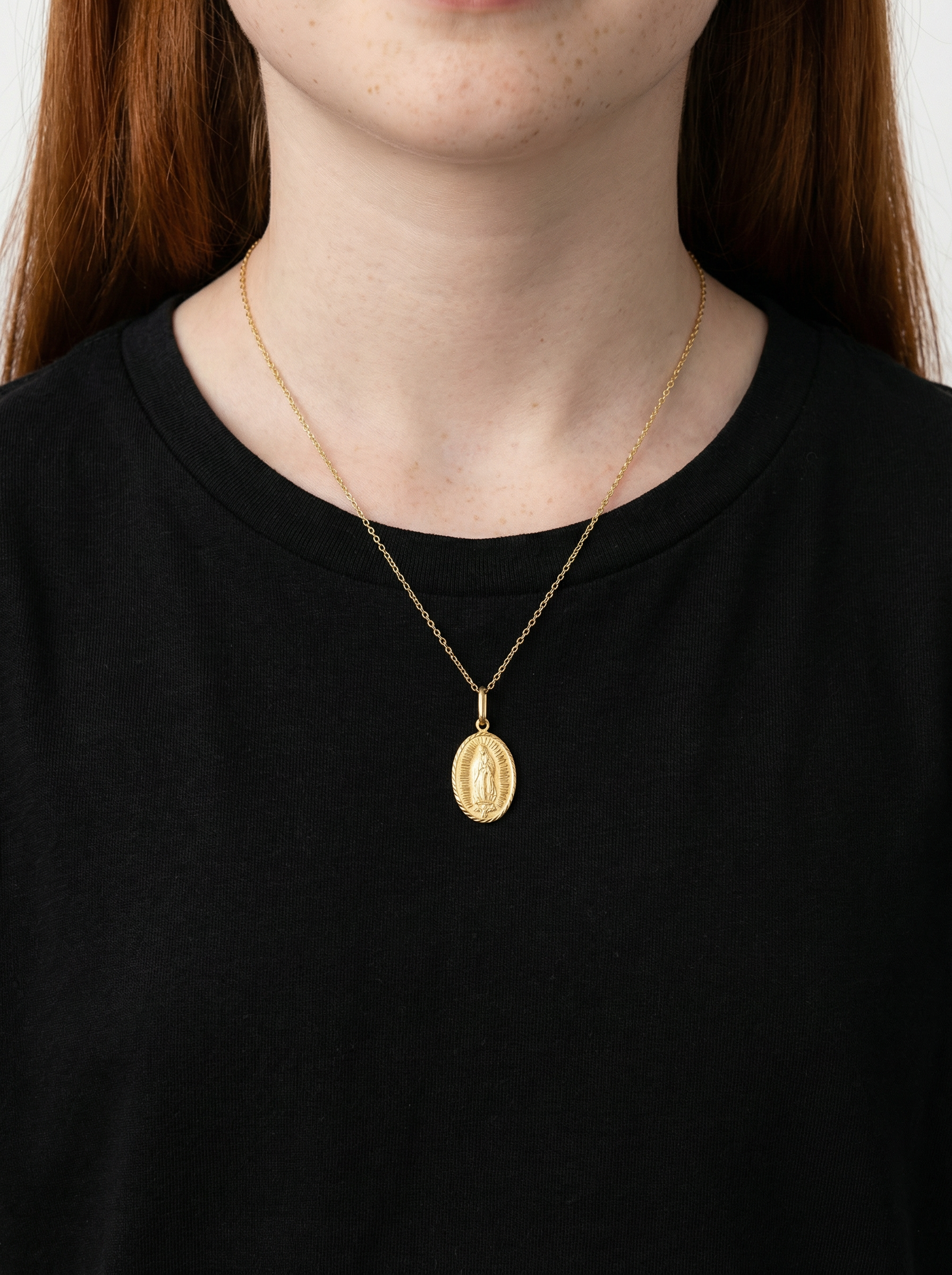 Dije Medalla Virgen de Guadalupe Oro Amarillo 14k  + Estuche