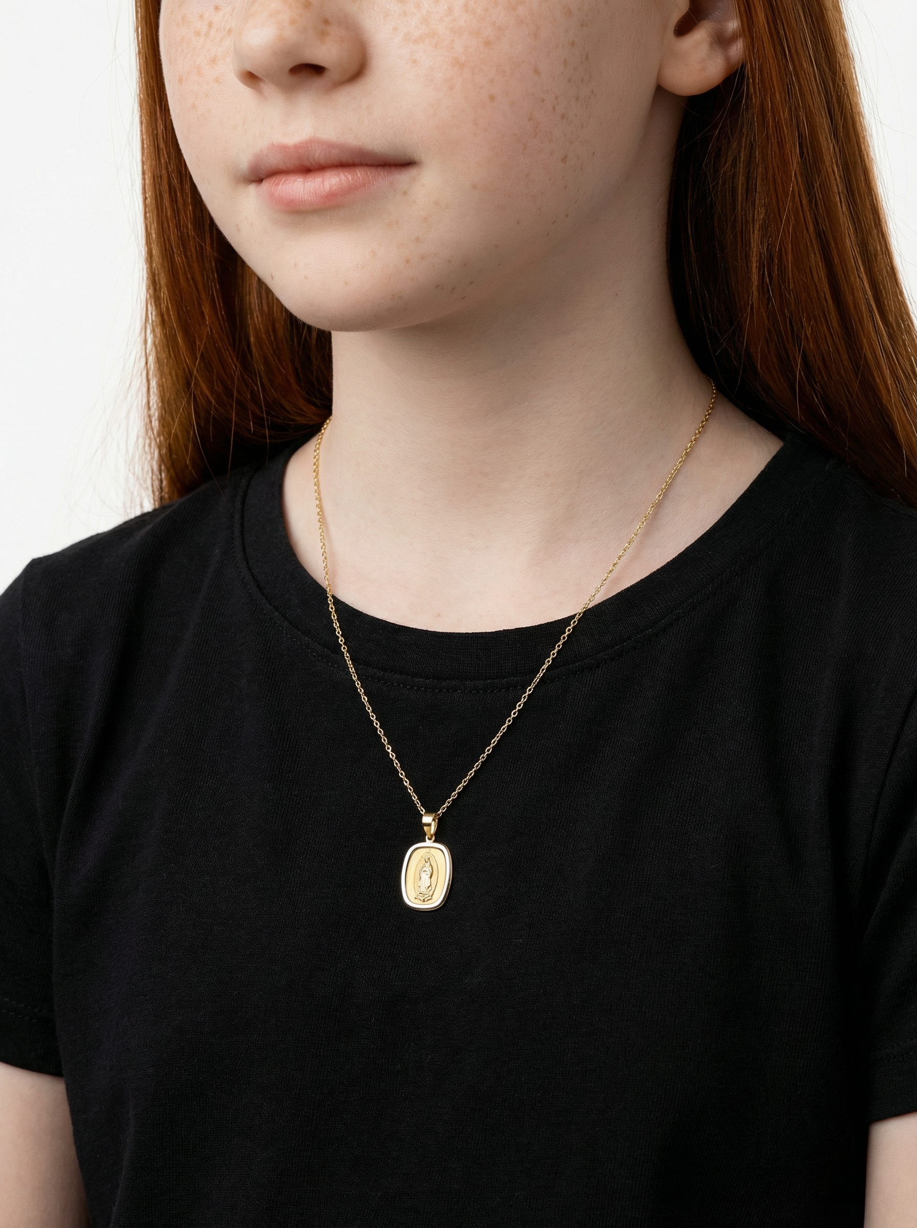 Dije Medalla Virgen de Guadalupe Oro Amarillo & Blanco 14k + Estuche