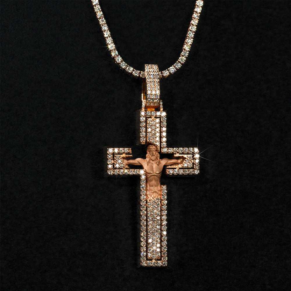 Dije Cruz con Diamantes y Cuerpo de Cristo Mateado 14k (No incluye cadena)