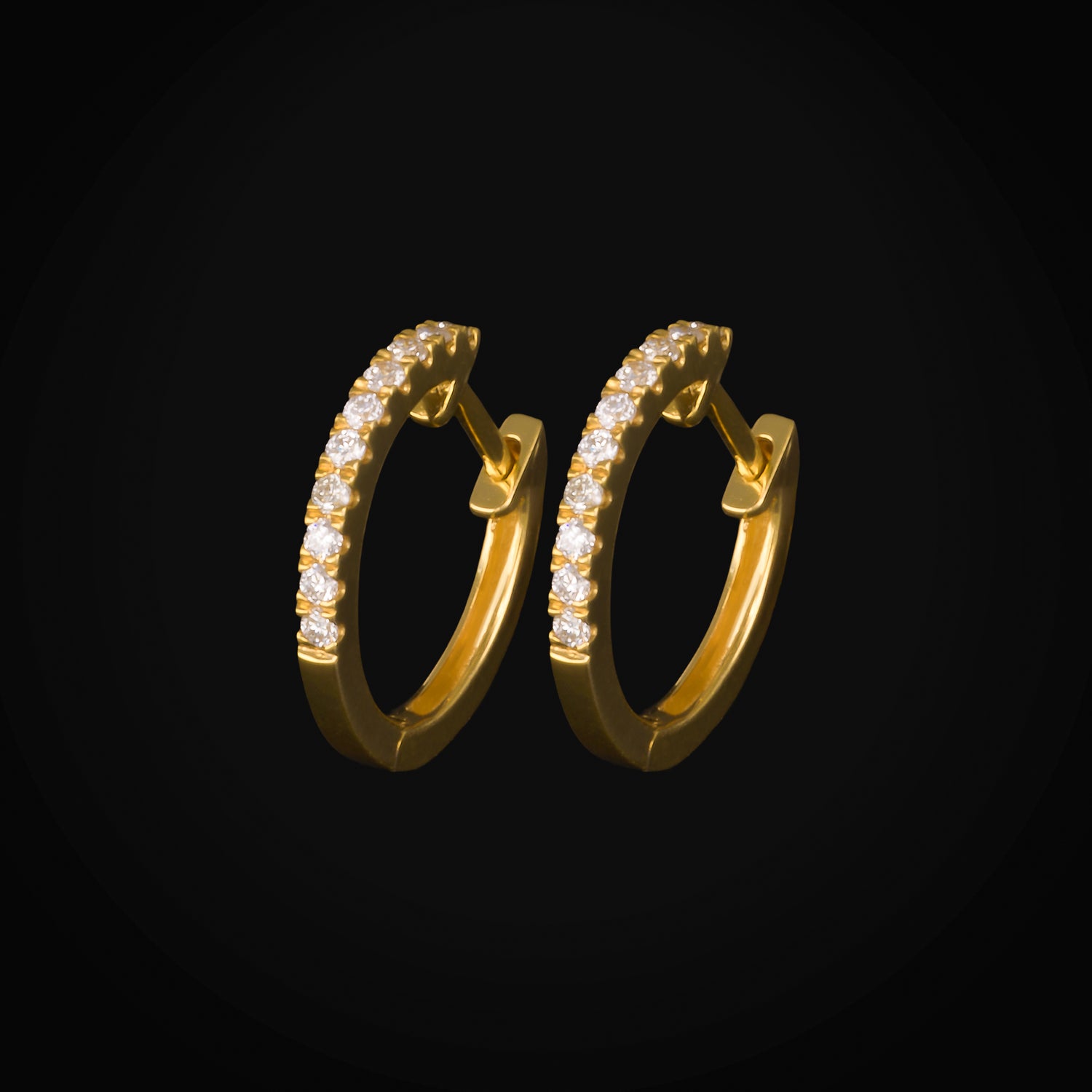 Huggie Full Ice Oro Amarillo 14k + Estuche