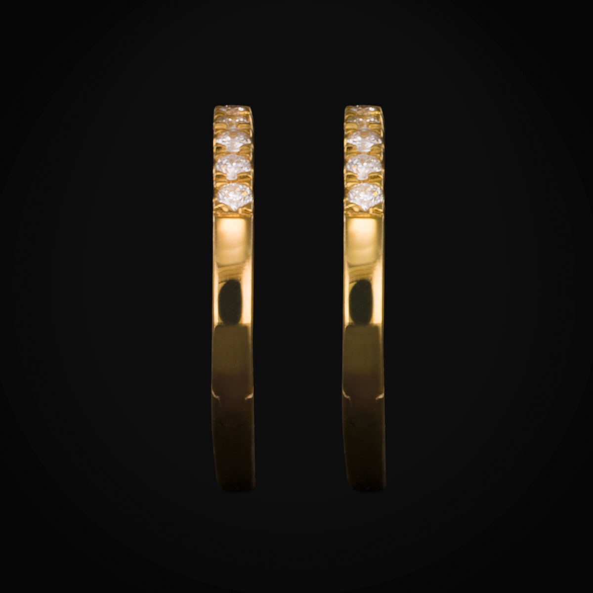 Huggie Full Ice Oro Amarillo 14k + Estuche